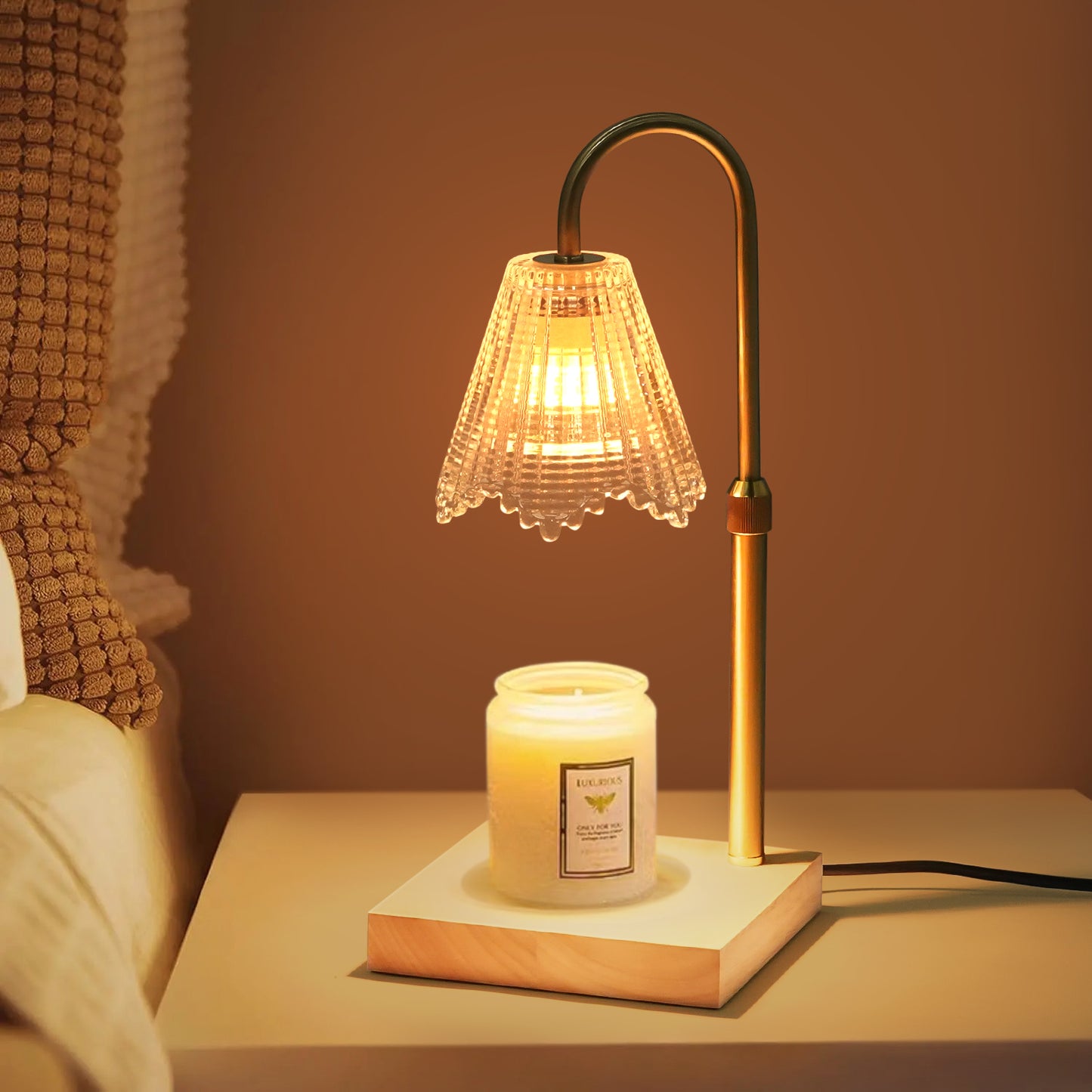 Fortune Candy Flameless Fragrant Candle Melter, Adjustment Knob, Dimmer & Timer, Wooden Base (Vintage-inspired Fluted Shade)